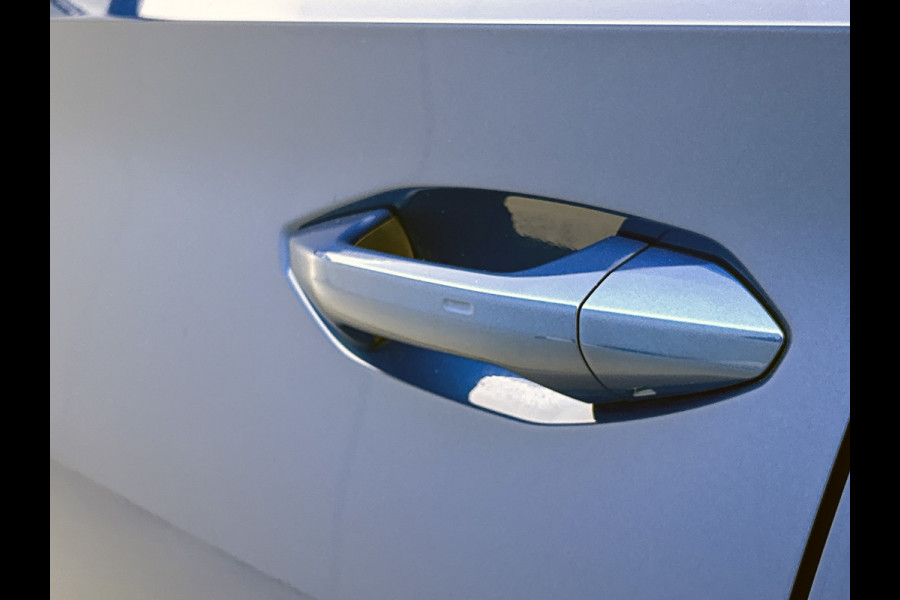 Škoda ENYAQ iV 80 / 204PK / 82KWh Lounge / Navigatie /  Pdc+Camera / 1/2 Leder / Carlpay-Android / Airco-ecc./ Xenon / Apk Nieuw