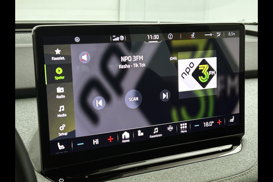 Škoda ENYAQ iV 80 / 204PK / 82KWh Lounge / Navigatie /  Pdc+Camera / 1/2 Leder / Carlpay-Android / Airco-ecc./ Xenon / Apk Nieuw