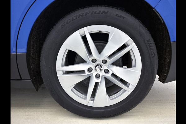 Škoda ENYAQ iV 80 / 204PK / 82KWh Lounge / Navigatie /  Pdc+Camera / 1/2 Leder / Carlpay-Android / Airco-ecc./ Xenon / Apk Nieuw