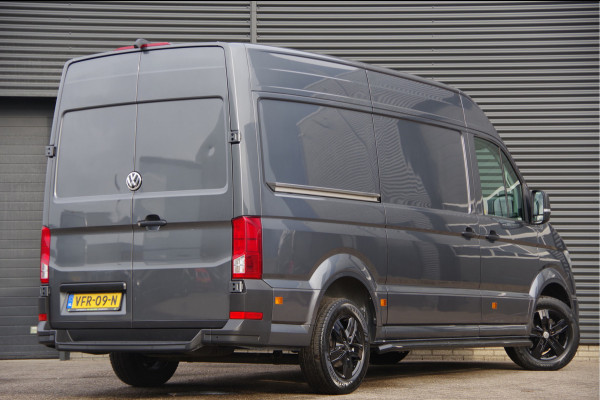 Volkswagen Crafter 2.0 TDI L3H3 Highline 3-ZITS, 140PK AUT. LED, CAMERA, NAVI, CRUISE, AIRCO, PARKEERSENSOREN