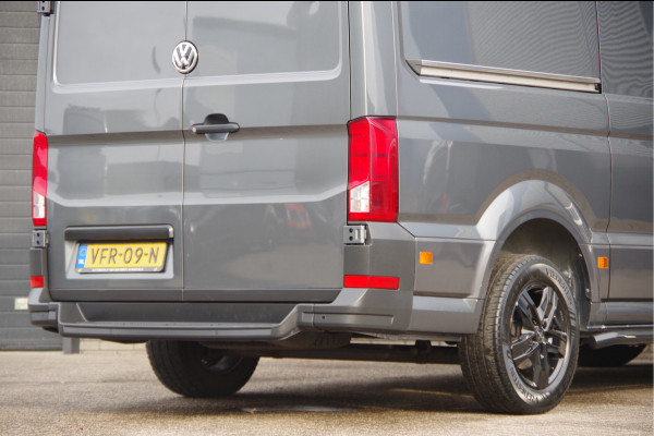 Volkswagen Crafter 2.0 TDI L3H3 Highline 3-ZITS, 140PK AUT. LED, CAMERA, NAVI, CRUISE, AIRCO, PARKEERSENSOREN