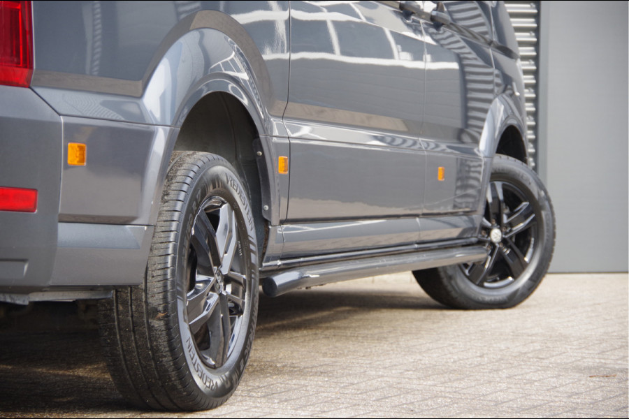 Volkswagen Crafter 2.0 TDI L3H3 Highline 3-ZITS, 140PK AUT. LED, CAMERA, NAVI, CRUISE, AIRCO, PARKEERSENSOREN