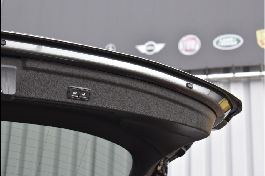 Audi Q3 Sportback 45 TFSI e S-Line 245 Pk Pano Rood Stiksel Leder Trekhaak Navi Camera 19 Inch