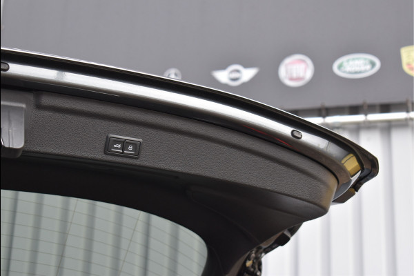 Audi Q3 Sportback 45 TFSI e S-Line 245 Pk Pano Rood Stiksel Leder Trekhaak Navi Camera 19 Inch