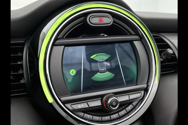 MINI Cabrio 1.5 Cooper Salt Business (Dealer OndH, Trekhaak, StoelV, Harman/ Kardon, Navigatie, Airco, Bluetooth, Etc)