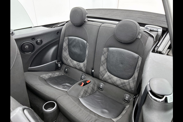 MINI Cabrio 1.5 Cooper Salt Business (Dealer OndH, Trekhaak, StoelV, Harman/ Kardon, Navigatie, Airco, Bluetooth, Etc)