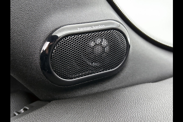 MINI Cabrio 1.5 Cooper Salt Business (Dealer OndH, Trekhaak, StoelV, Harman/ Kardon, Navigatie, Airco, Bluetooth, Etc)