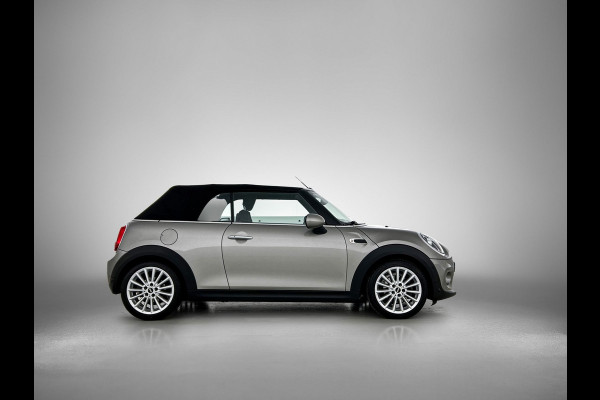 MINI Cabrio 1.5 Cooper Salt Business (Dealer OndH, Trekhaak, StoelV, Harman/ Kardon, Navigatie, Airco, Bluetooth, Etc)