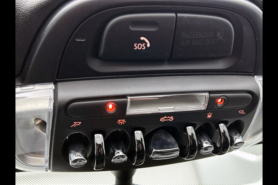 MINI Cabrio 1.5 Cooper Salt Business (Dealer OndH, Trekhaak, StoelV, Harman/ Kardon, Navigatie, Airco, Bluetooth, Etc)
