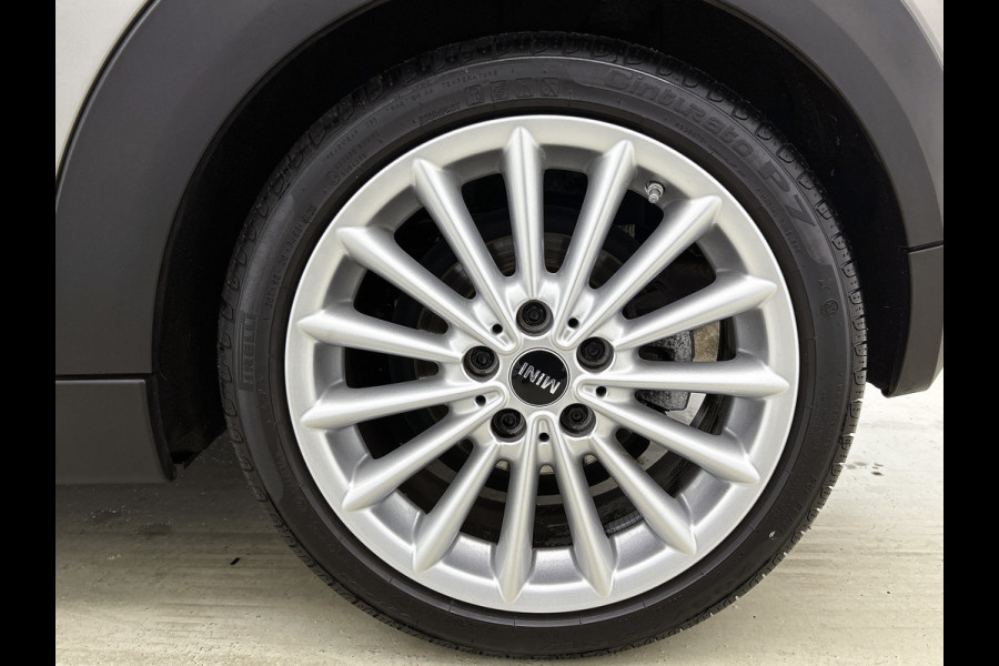 MINI Cabrio 1.5 Cooper Salt Business (Dealer OndH, Trekhaak, StoelV, Harman/ Kardon, Navigatie, Airco, Bluetooth, Etc)