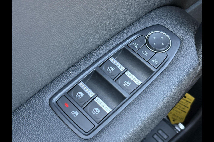 Renault Captur 1.3 TCe 130 Intens cruise control adaptief | stuurwiel verwarmd | trekhaak