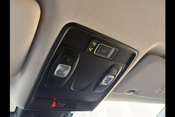 Renault Captur 1.3 TCe 130 Intens cruise control adaptief | stuurwiel verwarmd | trekhaak