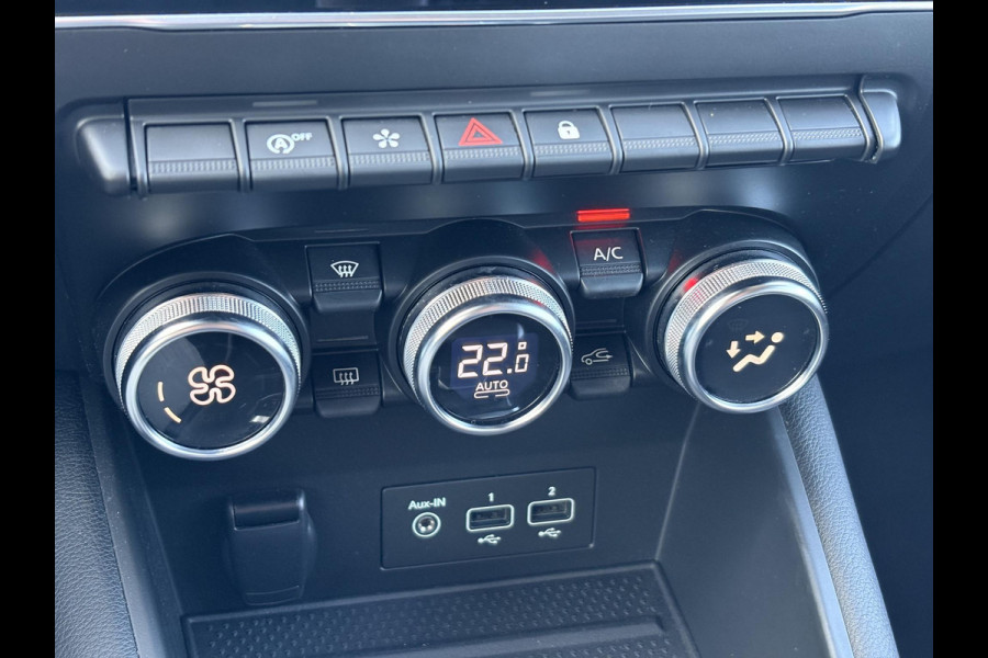 Renault Captur 1.3 TCe 130 Intens cruise control adaptief | stuurwiel verwarmd | trekhaak