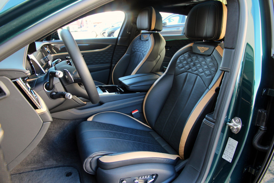 Bentley Flying Spur 4.0 V8 Hybrid Speed | Touring | Rotating | Naim | Panoramadak