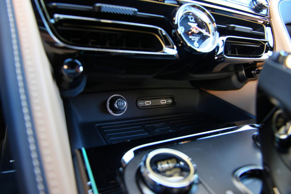 Bentley Flying Spur 4.0 V8 Hybrid Speed | Touring | Rotating | Naim | Panoramadak