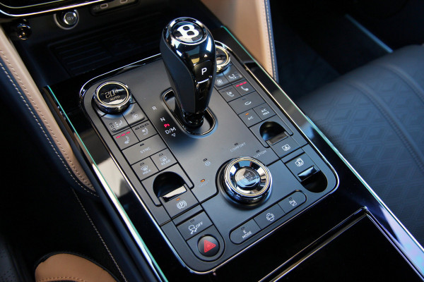 Bentley Flying Spur 4.0 V8 Hybrid Speed | Touring | Rotating | Naim | Panoramadak