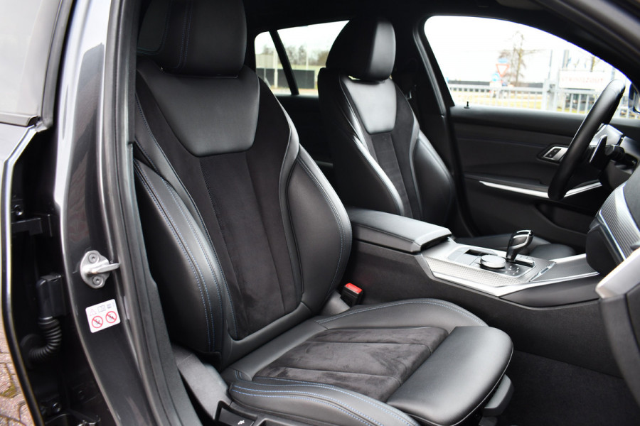 BMW 3 Serie Touring 320i M-Sport Shadow HiFi 19inch Camera NL-auto