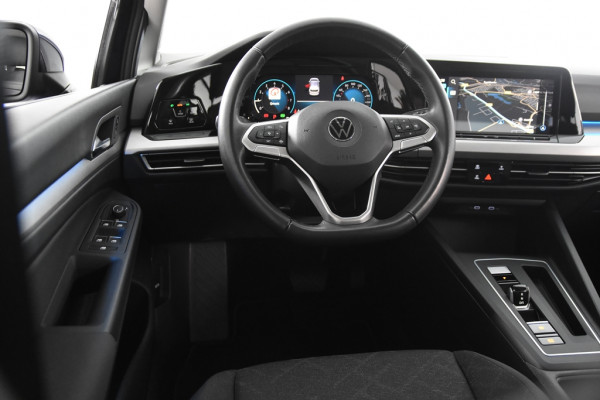 Volkswagen Golf 1.5 eTSI Life *1ste Eigenaar*Navigatie*Ambiente*Camera*