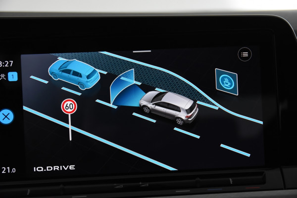 Volkswagen Golf 1.5 eTSI Life *1ste Eigenaar*Navigatie*Ambiente*Camera*