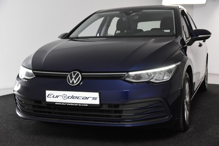 Volkswagen Golf 1.5 eTSI Life *1ste Eigenaar*Navigatie*Ambiente*Camera*