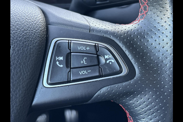 Ford EcoSport 1.0 EcoBoost ST-Line | Winter pack | Navigatie