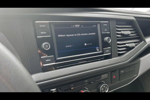 Volkswagen Transporter L1H1 2.0 TDI 110pk / Navigatie / App connect / Betimmering