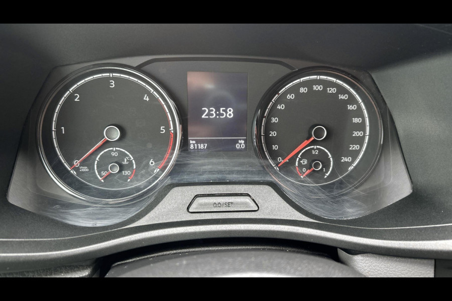 Volkswagen Transporter L1H1 2.0 TDI 110pk / Navigatie / App connect / Betimmering