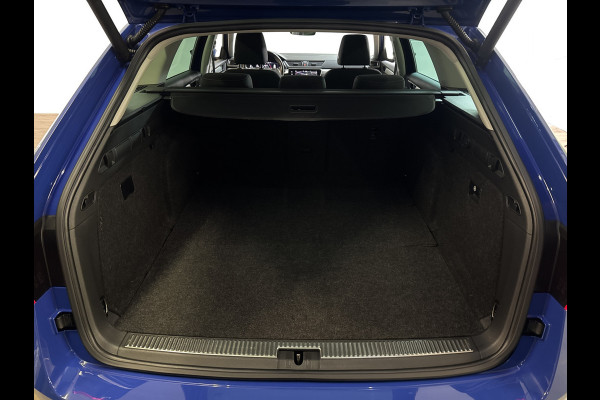 Škoda Superb Combi iV 218PK DSG HYBRID BUSINESS CAMERA/NAVI/STUURVERW.