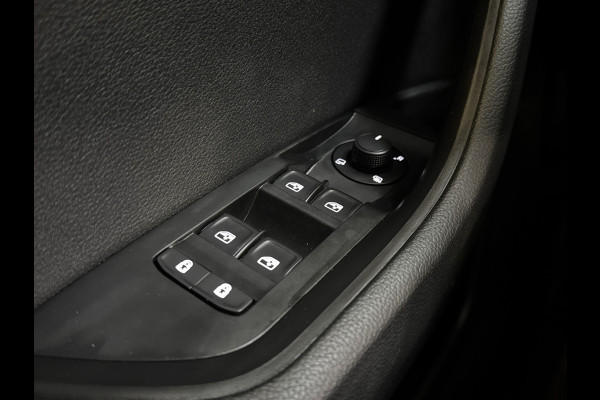 Škoda Superb Combi iV 218PK DSG HYBRID BUSINESS CAMERA/NAVI/STUURVERW.