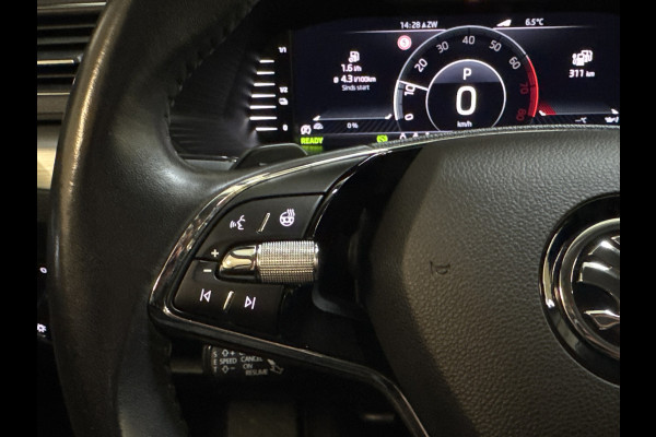 Škoda Superb Combi iV 218PK DSG HYBRID BUSINESS CAMERA/NAVI/STUURVERW.