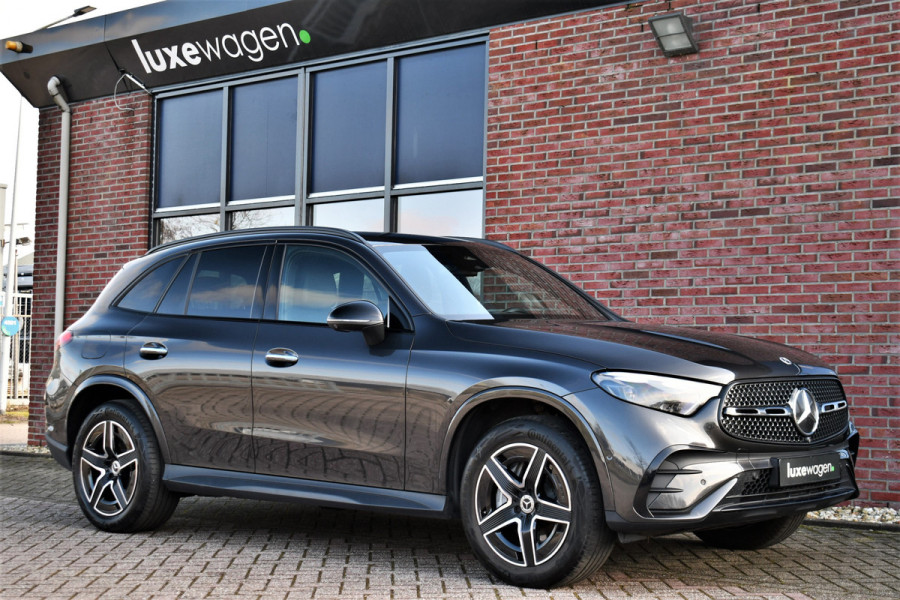 Mercedes-Benz GLC 300e 4MATIC AMG Trekh Distr Burmester