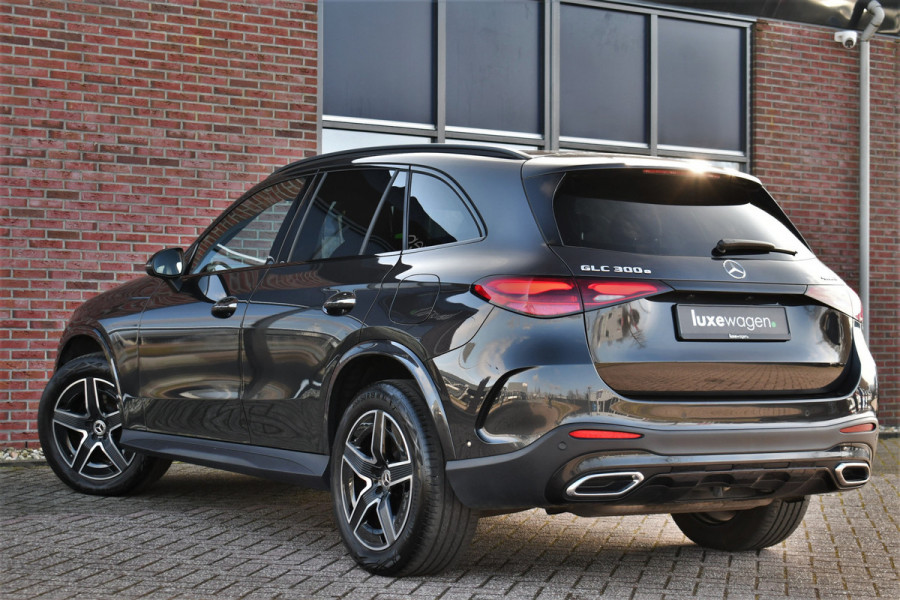 Mercedes-Benz GLC 300e 4MATIC AMG Trekh Distr Burmester