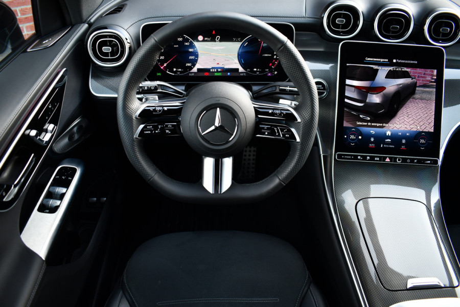 Mercedes-Benz GLC 300e 4MATIC AMG Trekh Distr Burmester