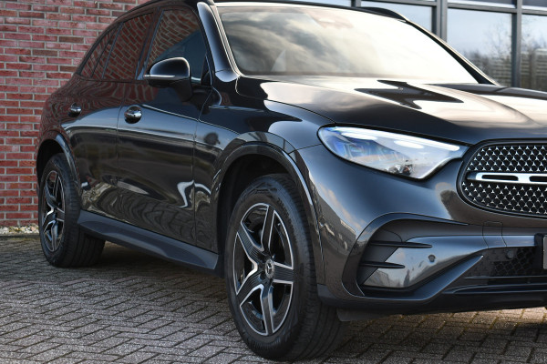 Mercedes-Benz GLC 300e 4MATIC AMG Trekh Distr Burmester