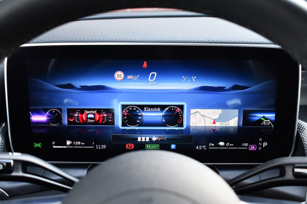 Mercedes-Benz GLC 300e 4MATIC AMG Trekh Distr Burmester