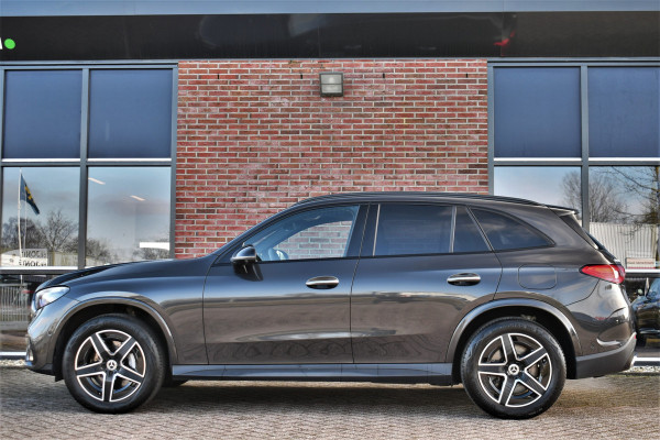 Mercedes-Benz GLC 300e 4MATIC AMG Trekh Distr Burmester