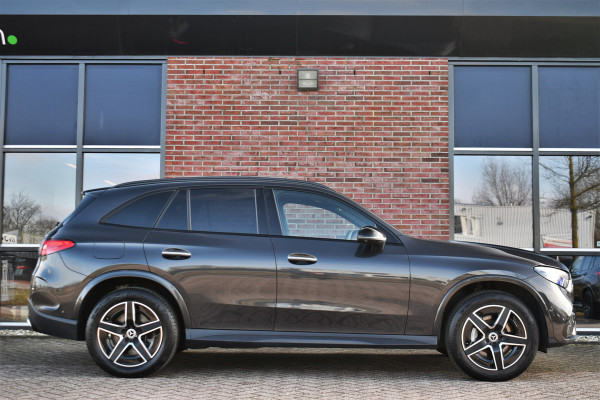 Mercedes-Benz GLC 300e 4MATIC AMG Trekh Distr Burmester