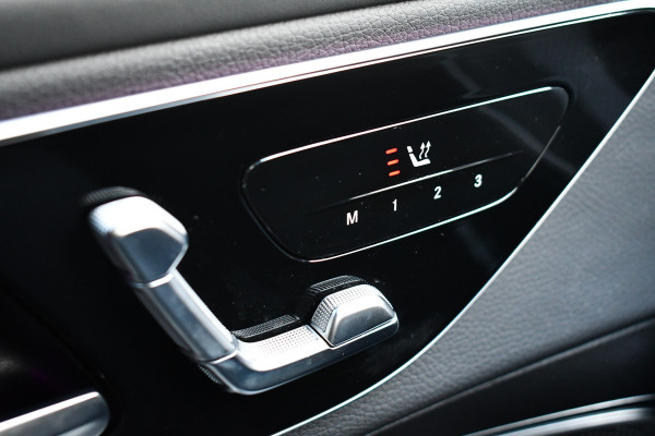 Mercedes-Benz GLC 300e 4MATIC AMG Trekh Distr Burmester