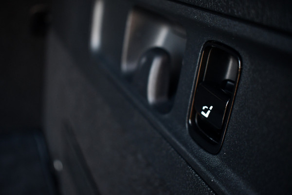 Mercedes-Benz GLC 300e 4MATIC AMG Trekh Distr Burmester