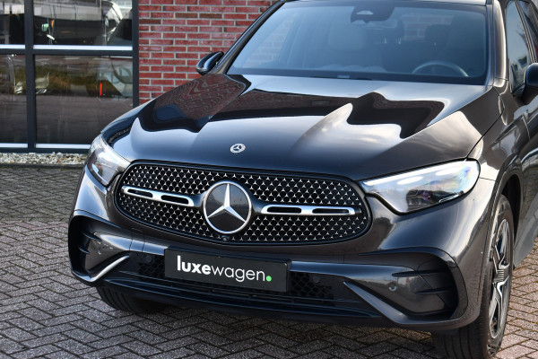 Mercedes-Benz GLC 300e 4MATIC AMG Trekh Distr Burmester