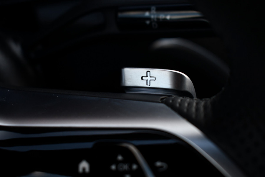 Mercedes-Benz GLC 300e 4MATIC AMG Trekh Distr Burmester