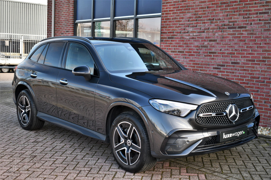 Mercedes-Benz GLC 300e 4MATIC AMG Trekh Distr Burmester