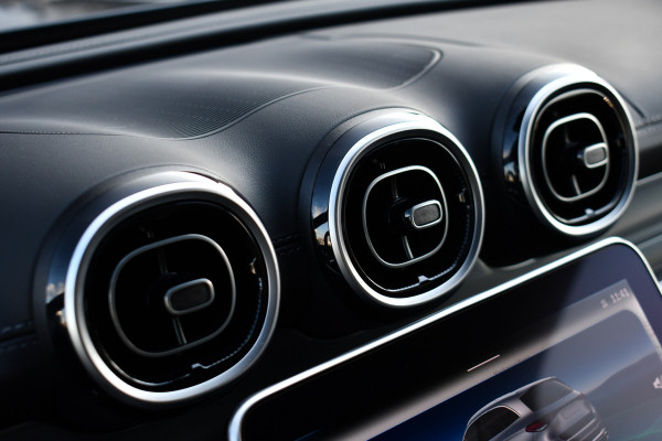 Mercedes-Benz GLC 300e 4MATIC AMG Trekh Distr Burmester