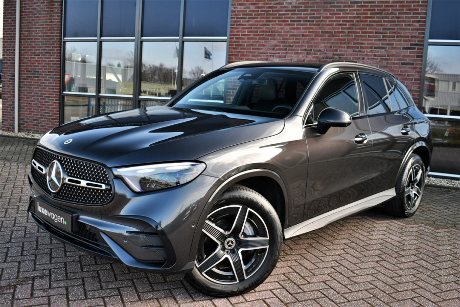 Mercedes-Benz GLC 300e 4MATIC AMG Trekh Distr Burmester
