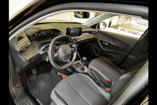 Peugeot 2008 1.2 PureTech Active Pack Navigatie | Android auto / Apple carplay | parkeersensoren achter | Cruise control