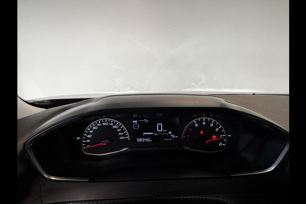 Peugeot 2008 1.2 PureTech Active Pack Navigatie | Android auto / Apple carplay | parkeersensoren achter | Cruise control