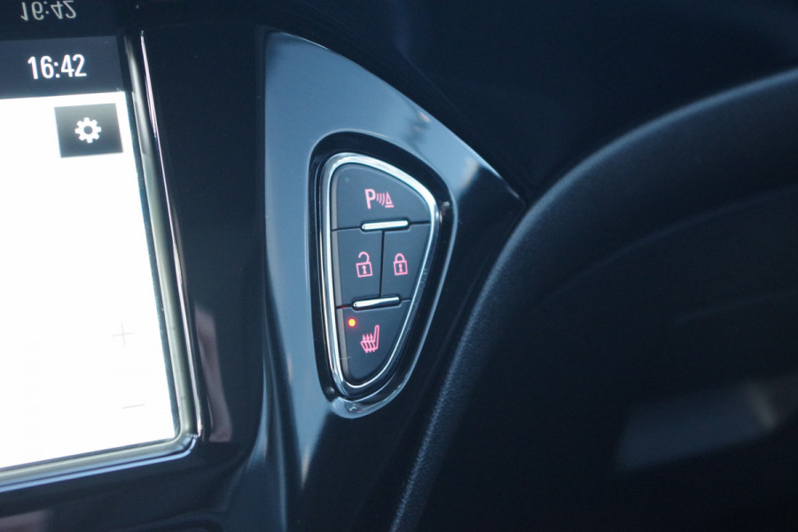 Opel ADAM 1.0 Turbo 116 PK Rocks, Vouwdak, Leder, Stuur- & Stoelverwarming, Cruise Control