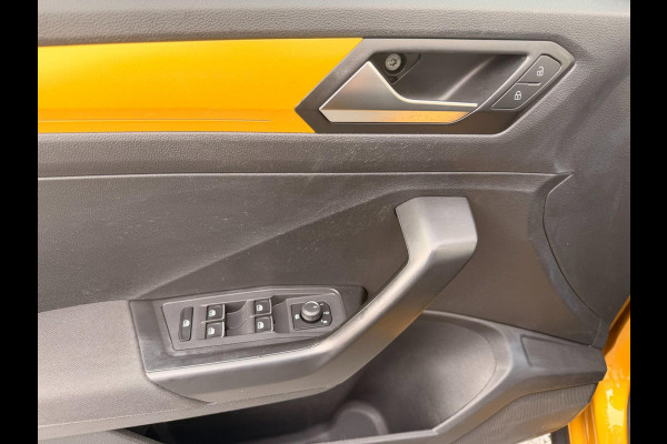 Volkswagen T-Roc 1.5 TSI Sport DSG ACC Panodak Stoelverw Navigatie Sfeerverl