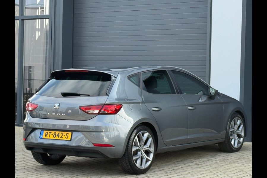 Seat Leon 1.0 EcoTSI Style Intens / AUTOMAAT / NAP / CARPLAY