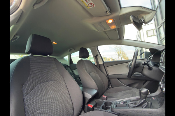 Seat Leon 1.0 EcoTSI Style Intens / AUTOMAAT / NAP / CARPLAY
